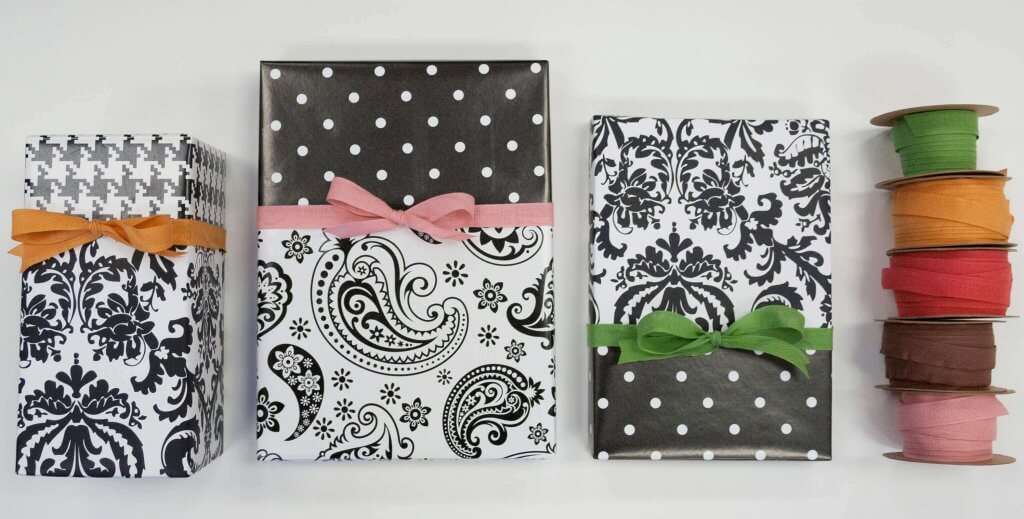 Create this easy dual gift wrap look! Here's how!